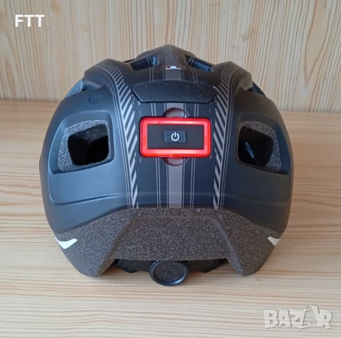 Велосипедна каска, снимка 2 - Спортна екипировка - 50520726