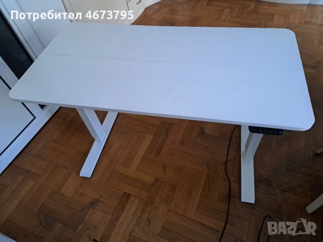 Бюро с регулируема височина, снимка 2 - Работни маси и бюра - 52790733