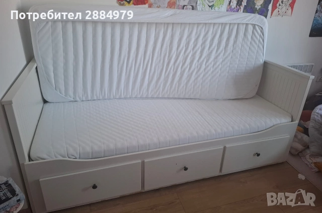 кушетка Hemnes IKEAс матраци