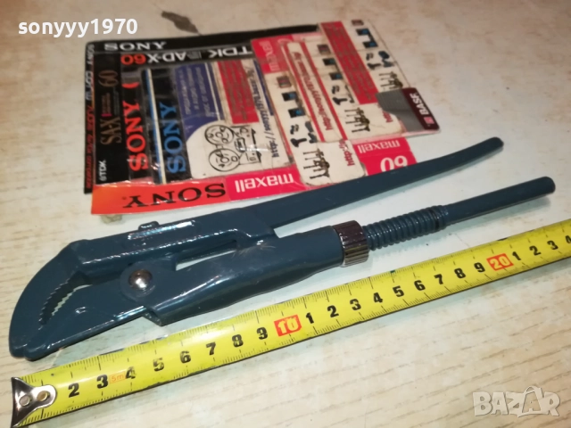 ТРЪБЕН КЛЮЧ 25СМ 1010251314, снимка 3 - Ключове - 52008246