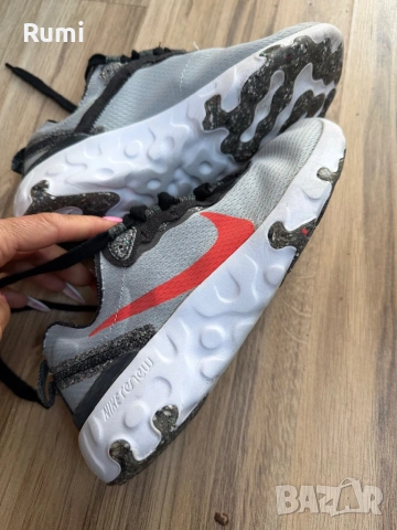 Оригинални маратонки Nike Renew Element 55 SE! 37,5 н, снимка 4 - Маратонки - 50823056