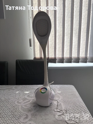 Настолна LED лампа, снимка 2 - Настолни лампи - 52416808