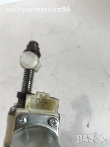 Мотор за регулиране на седалка предна дясна за Subaru Outback 2.0 дизел (2007) 1658616-C, снимка 2 - Части - 54215741