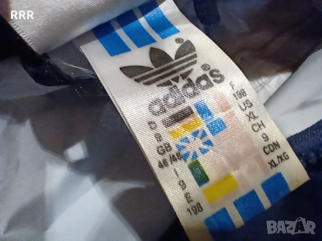 Adidas яке с качулка водоустойчиво и против вятър размер 2XL, снимка 4 - Якета - 53112883