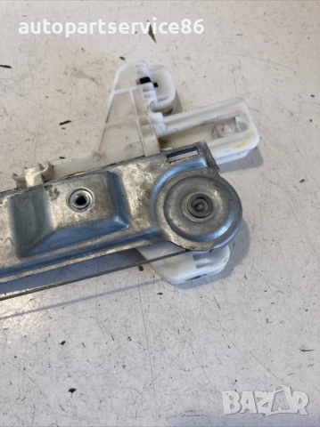 Стъклоповдигач Заден ляв на стъкло с мотор за Jeep Compass (2009) 05074832AA, снимка 2 - Части - 53498799