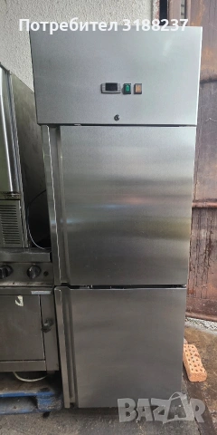 Нов двоен немски професионален хладилник с фризер, снимка 2 - Хладилни витрини и фризери - 53034579