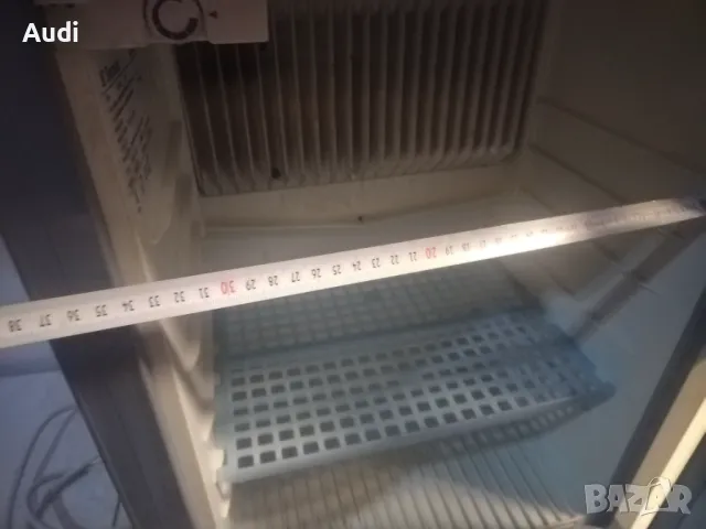 Амонячен хладилник тип мини бар /  мини хладилник обем 36.7 литра DOMETIC   , снимка 3 - Хладилници - 50048877