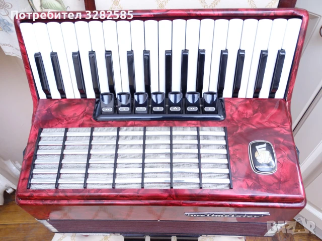 Акордеон Велтмайстер Стела 80 баса, снимка 3 - Акордеони - 50877202