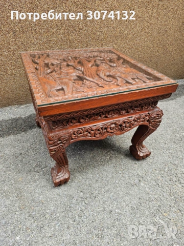 Уникална холна маса с дърворезба