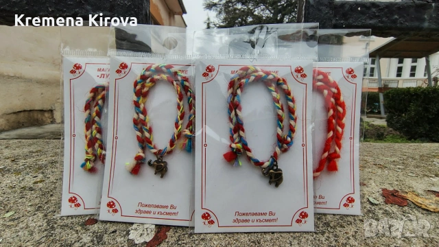 Комплекти от 5 мартеници гривни със слончета. Ръчна изработка. Бижута Луди гъби.