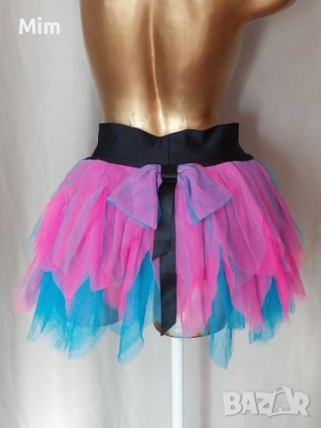 Пола / туту / в розово и синьо с пандела 