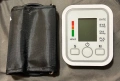 НОВ Автоматичен електронен апарат за кръвно налягане, снимка 2