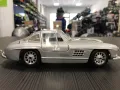 Рядък модел метална колекционерска количка MERCEDES 300 SL 1965г1:24, снимка 2