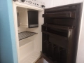 Продавам хладилник на12v, 220v и на газ. Размери:шир. 55см.,вис.-84см.,дълб.-55см., снимка 7