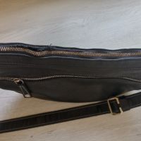 Дамска чанта Longchamp естествена кожа, снимка 11 - Чанти - 45480299