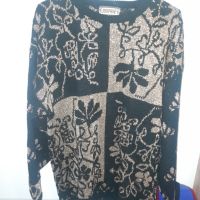 Красив пуловер , снимка 3 - Блузи с дълъг ръкав и пуловери - 45471455