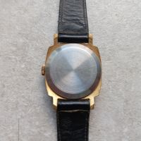 Зил Zil позлатен ръчен руски часовник механичен винтич Vintage, снимка 3 - Други ценни предмети - 45343347