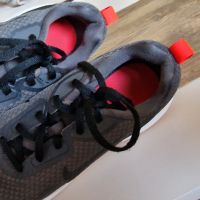 Дамски маратонки Nike 36,5 номер, снимка 5 - Маратонки - 45861013