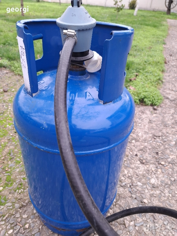 газова бутилка пропан бутан с немски редуцир вентил , снимка 1
