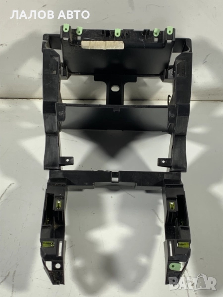Средна рамка табло централна конзола Пежо 5008 Sredna konzola Peugeot 5008 (09-17)г. , снимка 1