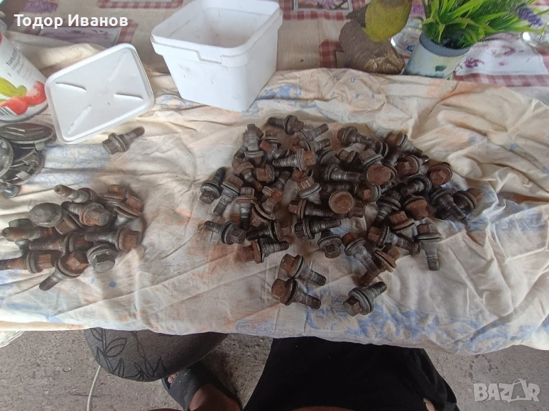 Болтове за алуминиеви джанти за Ситроен и Пежо , снимка 1