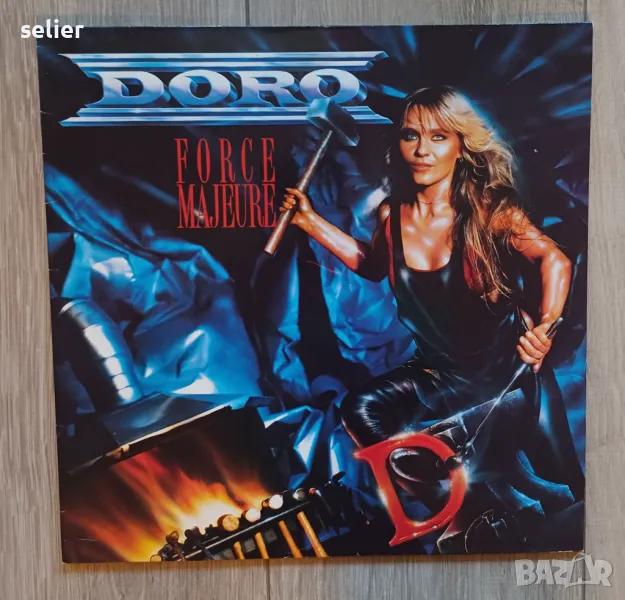 Doro ‎– Force Majeure Издание :EUROPE 1989г Стил:HEAVY METAL,ROCK Състояние на винила:визуално е NEA, снимка 1