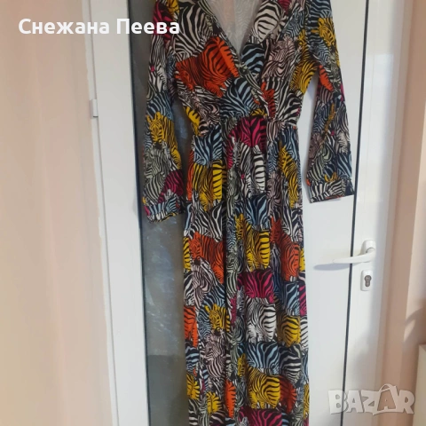 Елегантни рокли за празнично настроение