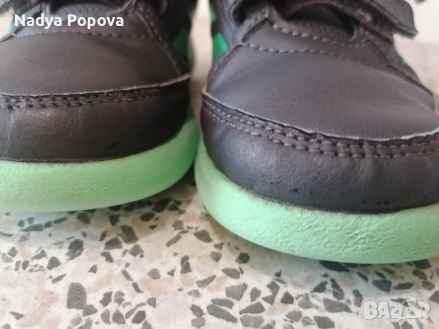 Детски маратонки Адидас, 26 номер, снимка 9 - Детски маратонки - 52271813