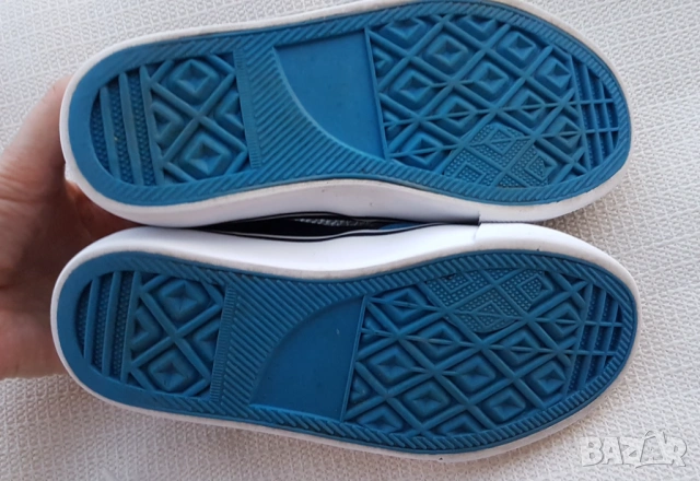 Оригинални Crocs Миньони и гуменки George №29/30, снимка 8 - Детски сандали и чехли - 53858030