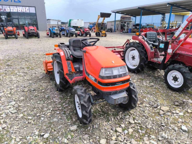 японски трактор, снимка 7 - Селскостопанска техника - 54218036