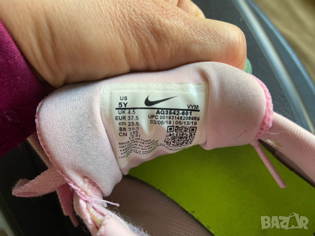 Дамски маратонки Nike , снимка 3 - Маратонки - 45017702