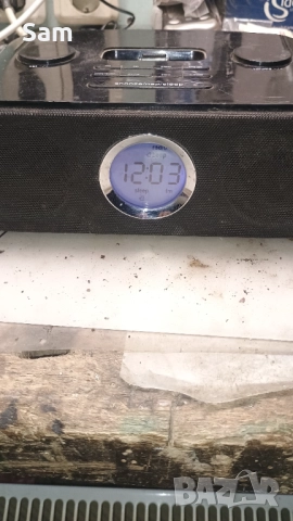 Радио часовник , снимка 2 - Радиокасетофони, транзистори - 52655039