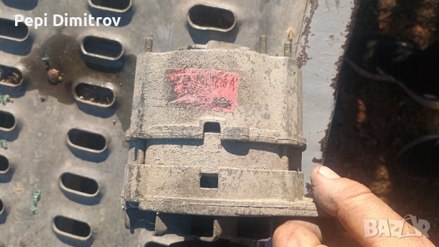 Динамо Алтернатор Motorcraft EGL 1225 L Форд Фиеста Куриер Ford Fiesta Courier 1,8d, снимка 4 - Части - 52415553