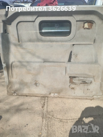 Продавам преграда за микробус с прозорче, снимка 4 - Аксесоари и консумативи - 53857435