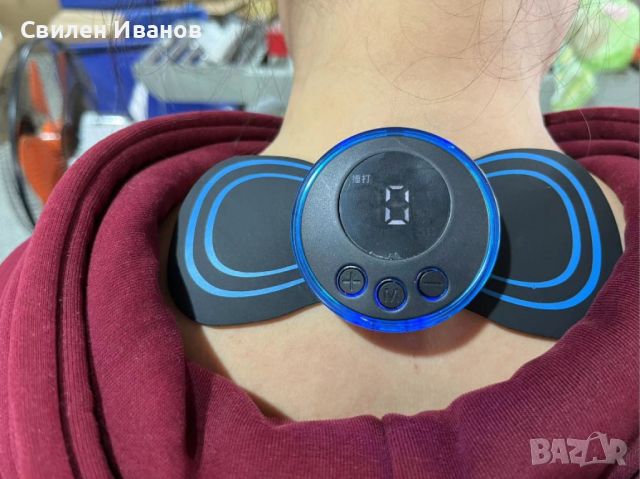 Компактен масажор за гръб с удобен контролер за управление, снимка 1 - Масажори - 45404185