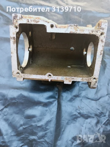 Кожух скоростна кутия Газ24,Волга., снимка 2 - Части - 50973721