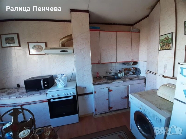 Тристаен апартамент с южно изложение и панорамна гледка – кв. Бузлуджа, снимка 8 - Апартаменти - 53250037