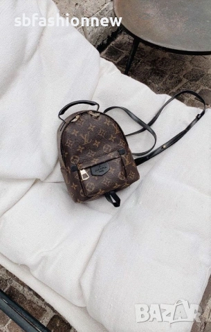 Louis Vuitton мини раничка, снимка 3 - Раници - 53273848