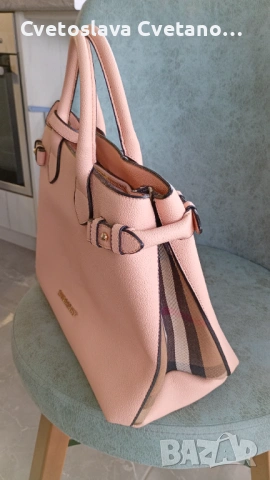 Дамска нова чанта , снимка 2 - Чанти - 54242104