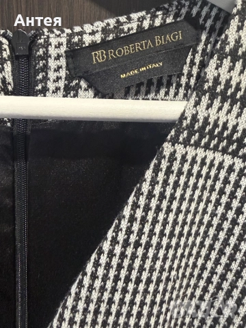 Продавам дамска рокля Roberta Biagi, снимка 5 - Рокли - 52943955