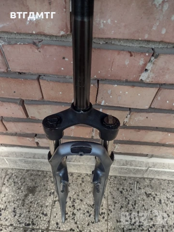 Вилка вбрейк 28" 11/8 на резба