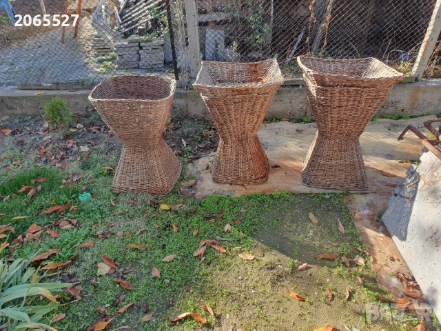 ратанови кашпи, снимка 8 - Саксии и кашпи - 51725632