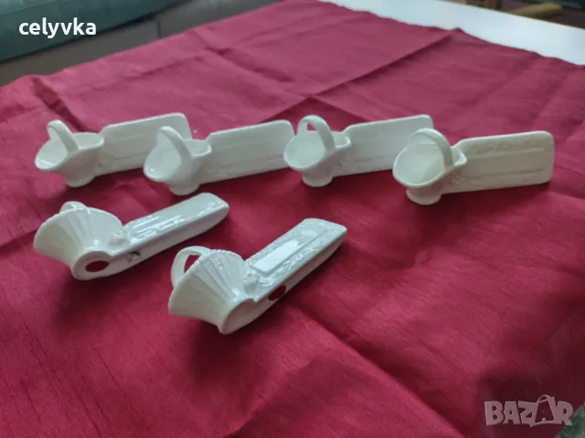 Табелки за маса