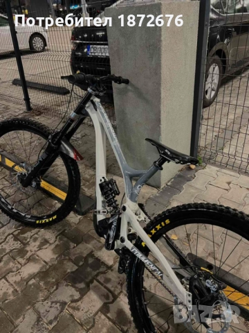 Продавам колело Commencal Supreme V4, снимка 2 - Велосипеди - 52777728