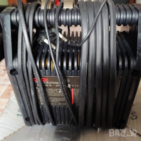 Зарядно за акумулатор BOSCH BATTMAX Automatic 12V, снимка 6 - Аксесоари и консумативи - 54014097
