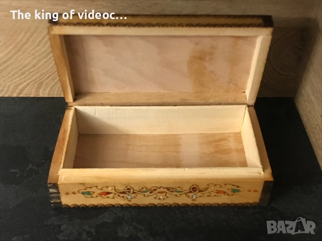 Дървена кутия ( ръчно изработена ), снимка 2 - Антикварни и старинни предмети - 52542611