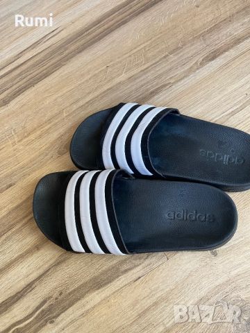 Оригинални чехли ADIDAS ADILETTE SHOWER! 37 н, снимка 5 - Чехли - 45154856