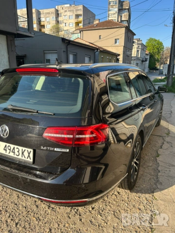 VW Passat B8 2.0 TDI 150 к.с. DSG – Пълни екстри | Сервизна история | Гараж, снимка 4 - Автомобили и джипове - 54242016