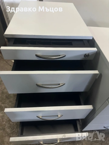 Офис оборудване-бюра 60бр., снимка 7 - Шкафове и рафтове - 53854142