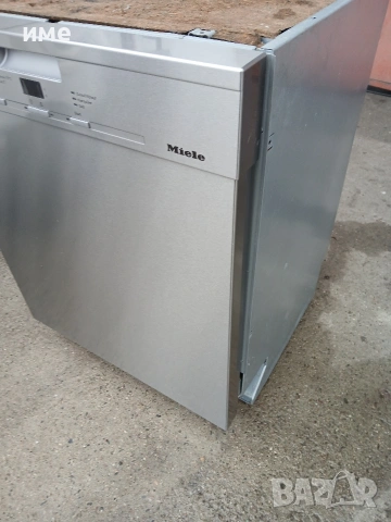 Съдомиялна за вграждане Miele , снимка 4 - Съдомиялни - 53869955
